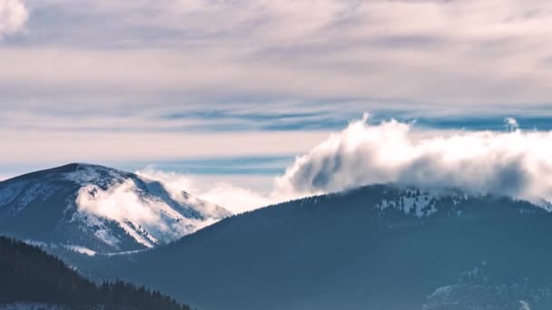 Sisli Bulutların Zaman Akışı Güneşli Kış Alp Dağları Nda Karlı — Stok video