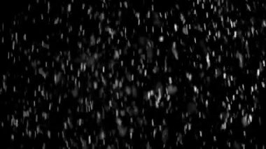 Soğuk kış mevsiminde kara zeminde şiddetli kar yağıyor. Ekran olarak katmanı karıştır, hafiflet veya ekle, 4K. 