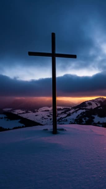 Vertical Video Colorful Sunrise Winter Mourning Countryside Nature Religious Christian — Video