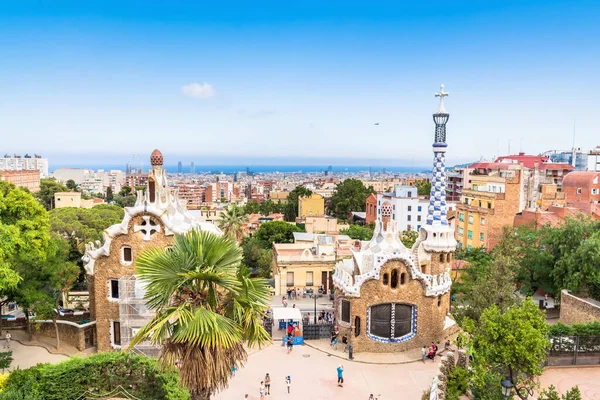Barcelona Spanien Juli 2017 Touristen Und Die Skyline Von Barcelona — Stockfoto