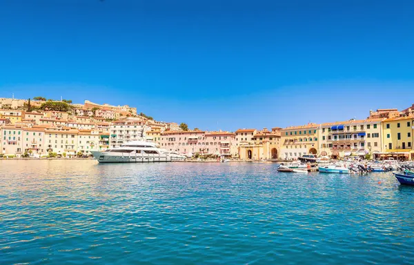 Isola Elba Italien August 2018 Tagesansicht Von Stadt Und Hafen Stockbild