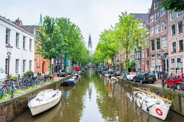 Amsterdã Holanda Junho 2019 Vista Dia Ponte Staalmeestersbrug Com Típicas Imagens De Bancos De Imagens Sem Royalties
