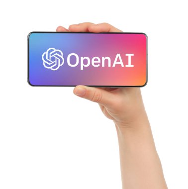 Kiev, Ukrayna - 08 Mart 2023: Telefon ekranında OpenAI logosu. OpenAI, dost yapay zeka geliştirmeyi amaçlayan kar amacı gütmeyen bir yapay zeka araştırma organizasyonu.
