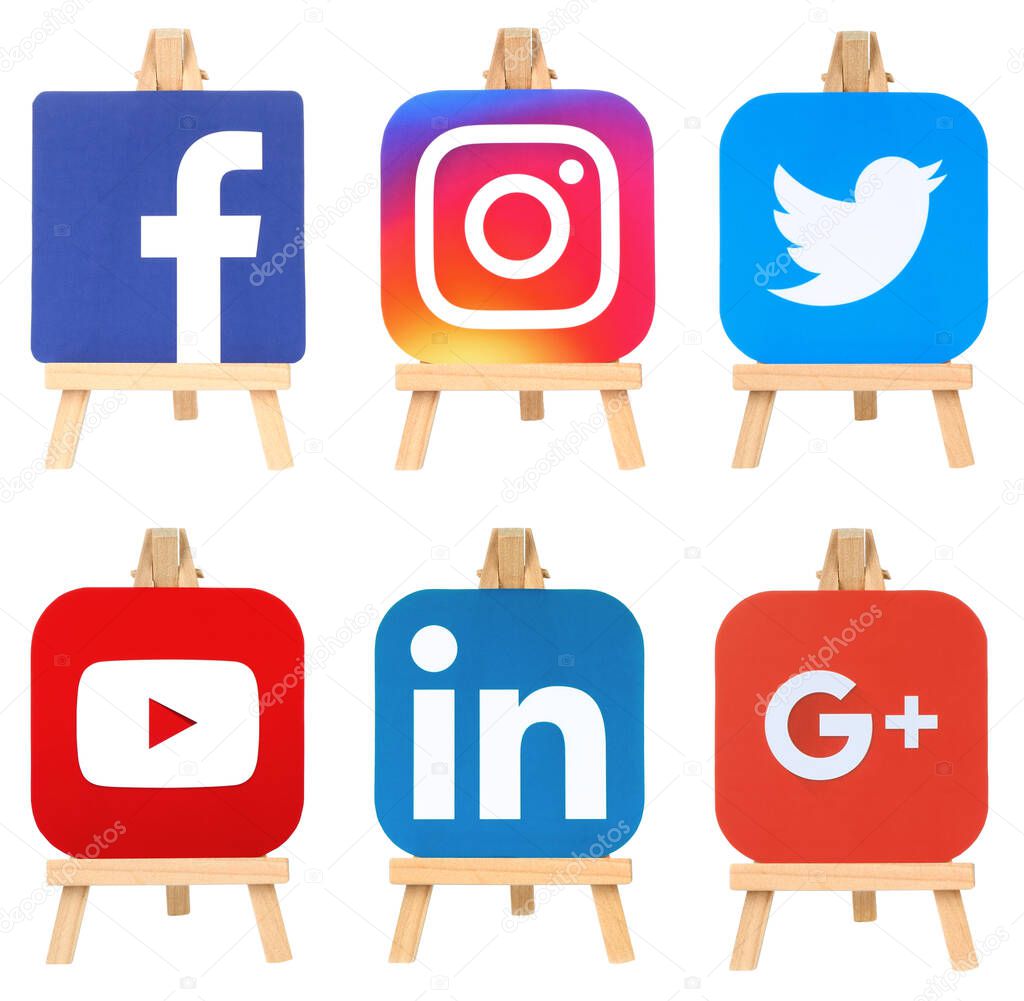 Set of Wooden Easels with Social Media icons, such as: Facebook, Instagram, YouTube and LinkedIn, isolated on a transparent background. Social Media concepts