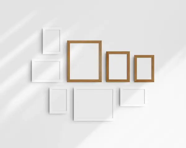 画廊壁面造型套件 8个白色和樱桃木框架 简约的框架模型 5个垂直框架和3个水平框架 4X6 6X4 5X7 7X5 8X10 10X8 — 图库照片#