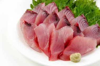 Ton balığı sashimi, sarı yüzgeçli ton balığı, Japon yemeği.