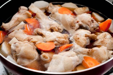 Nimono, Japon mutfağı, haşlanmış kök sebze ve tavuk.