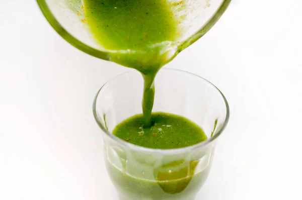 Pour Healthy Green Smoothie Glass Green Smoothie Made Green Leafy — Stock Photo, Image