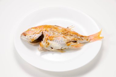 Tuzlu ızgara balık (Sarı Sırt Deniz Kremi)