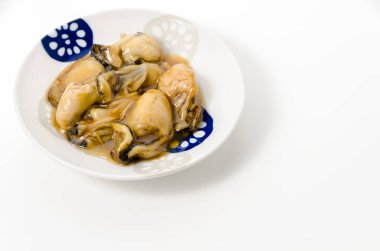 Japon yemeği, Kaki no umani, haşlanmış istiridye ve zencefil.