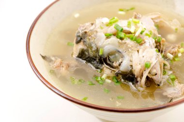 Arajiru, balık kafası çorbası, balık kemiğinden ya da balık derisinden yapılmış çorba.