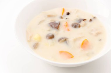 Mantarlı krema, tavuk, sebze, lezzetli sonbahar yemekleri.