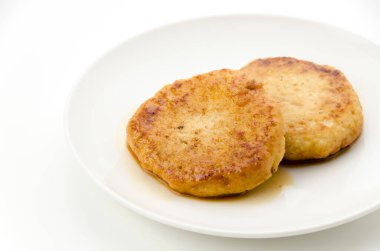 Tofu burger bifteği, Koya tofusu ve doğranmış tavuk.