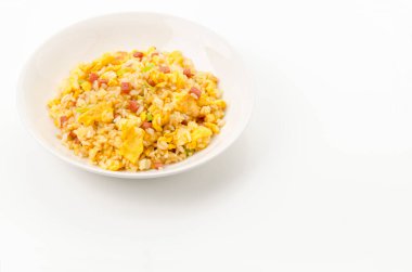 Yumurtalı pilav ve öğle yemeği.