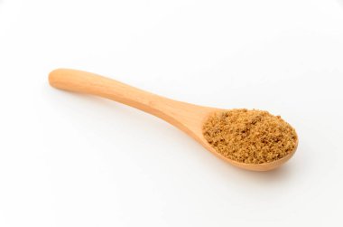 Kaşık üzerinde pudra kahverengi şeker