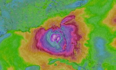 10 Ekim 2024, Rüzgarlı Hava Servisi haritası güçlü bir tropik fırtınanın Florida, ABD 'ye yaklaştığını gösteriyor. Şiddetli rüzgar ve sağanak yağmur var..