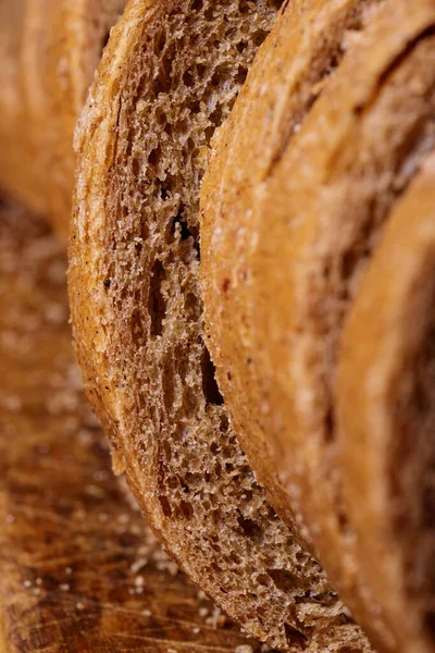 Brązowy Chleb Pokryty Otrębami Strzał Makro — Zdjęcie stockowe