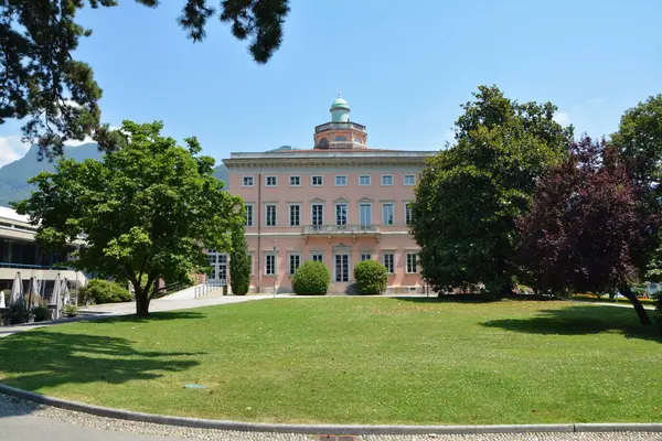 Lugano 'daki ünlü Villa Ciani, Canton Ticino, İsviçre.