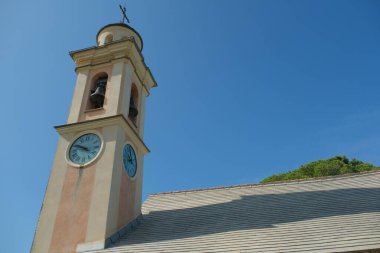 İtalya 'nın Ligurya eyaletinin Cenova iline bağlı Zoagli belediyesine bağlı San Pantaleo küçük kilisesi..