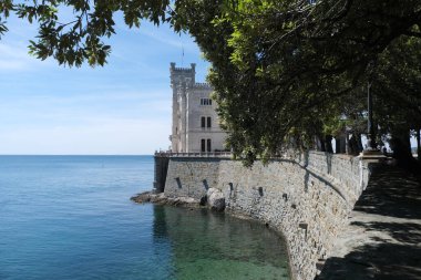 Trieste 'deki Miramare Kalesi, Friuli-Venezia Giulia, İtalya.