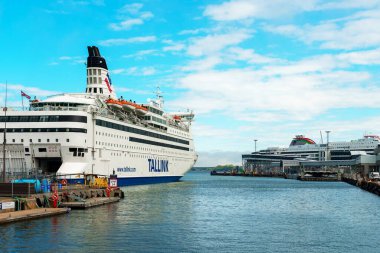 Tallinn, Estonya - 30.05.2022: MS Isabelle Cruiseferry Ukraynalı mülteciler için kiralandı.