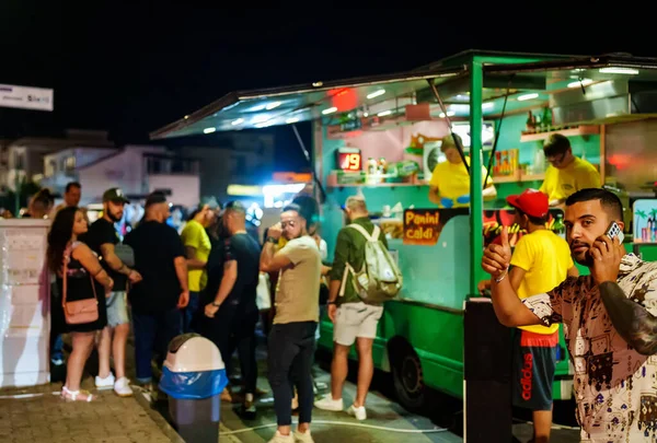 Scauri Italy 2022 Street Food Truck Late Night 스톡 사진