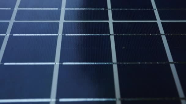 Μπλε Ηλιακή Ενέργεια Από Κοντά Έννοια Πράσινης Ενέργειας — Αρχείο Βίντεο