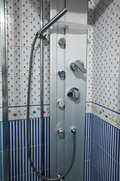 Zuhanyzó Panel Zuhany Fülkében — Stock Fotó