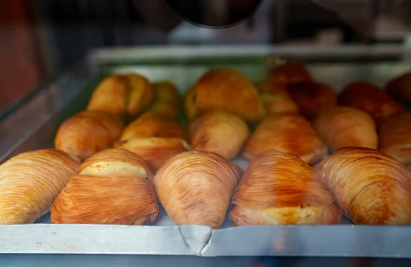 Fresh Pastries Glass Cafe Street — Stock Photo, Image