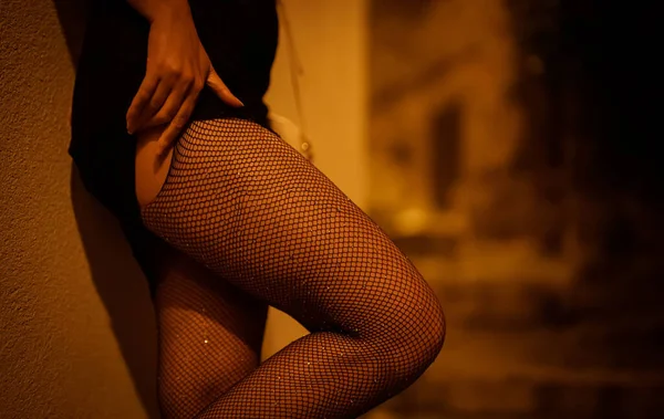 Oczekiwania Klienta Nocy Ulica Prostytutka — Zdjęcie stockowe