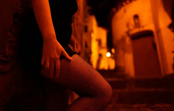 Várakozás Ügyfél Éjszakai Utcai Prostituált — Stock Fotó