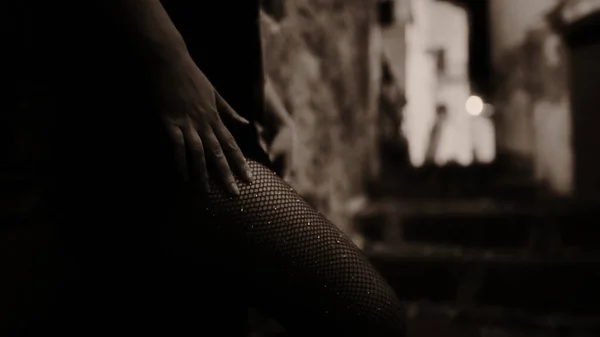Prostituierte Wartet Nachts Auf Den Freier — Stockfoto