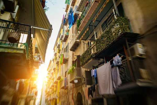 Типичная Улица Домами Италии — стоковое фото
