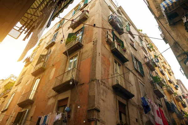 Типичная Улица Домами Италии — стоковое фото