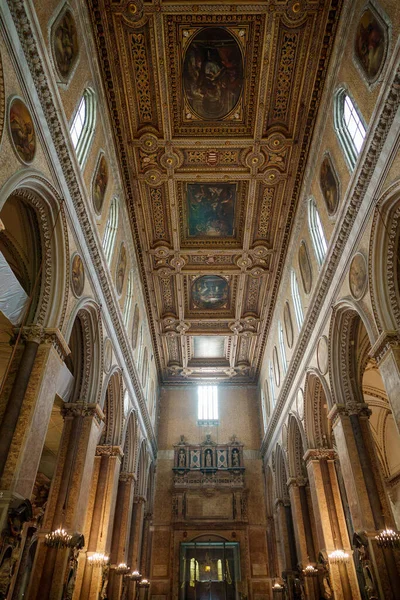 Ιταλία Νάπολη 2022 Εσωτερικό Του Καθεδρικού Ναού Της Κοίμησης Της — Φωτογραφία Αρχείου