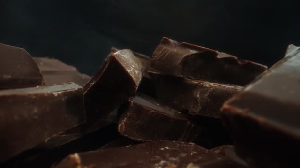 Barras Rotas Chocolate Negro Lente Macro — Vídeos de Stock
