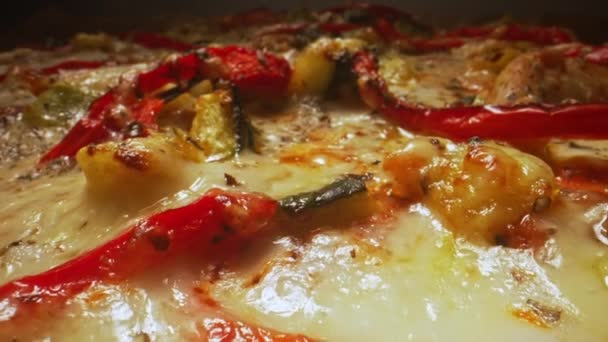 Domácí Pizza Cuketou Paprikou — Stock video