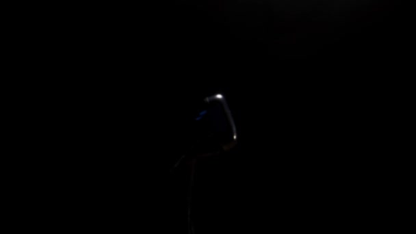 Макросъемка Лезвия Бритвы Черном Фоне — стоковое видео