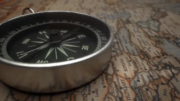 Kompas Mapě Evropy Cestovní Koncept — Stock video