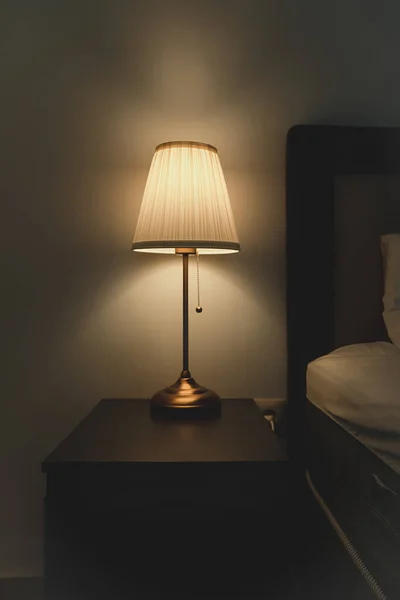 Ліжка Лампа Спальні Поруч Ліжком — стокове фото