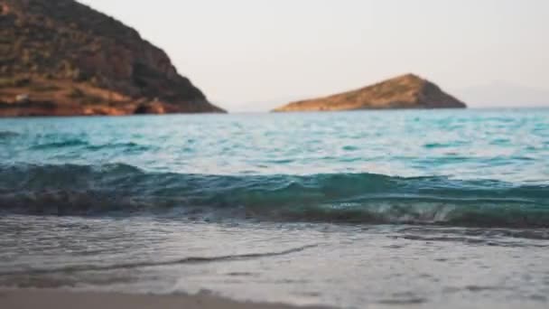ギリシャのポルトラフティで人気のパノラマビーチ — ストック動画