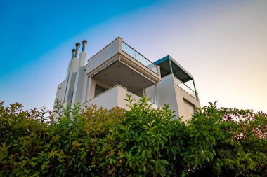 Tatil köyündeki modern lüks apartman..