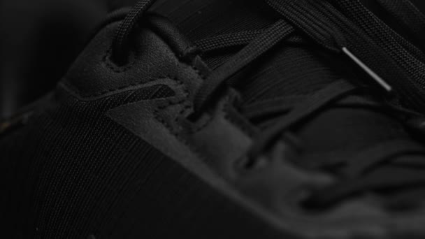 Siyah Koşu Ayakkabıları Ayakkabı Reklamı Için Uygun — Stok video