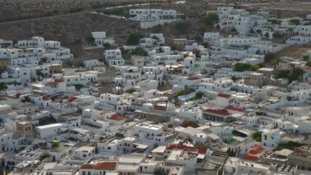 Techos Blancos Como Nieve Ciudad Lindos Isla Rodas Grecia — Vídeo de stock