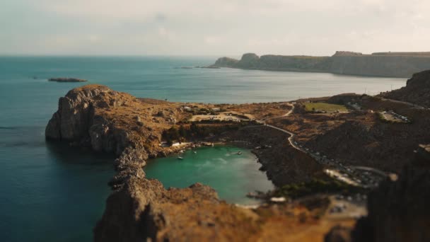 リンドス ロードス ギリシャのセントポール湾の空中眺望 — ストック動画