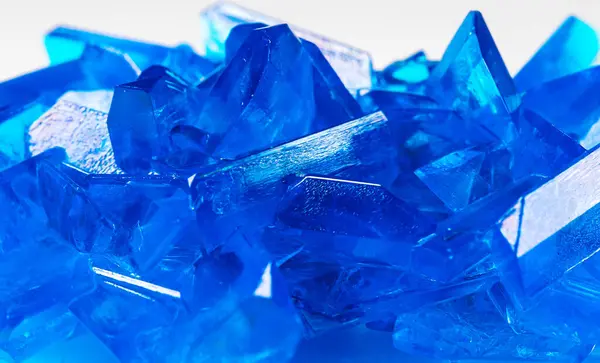 Cristales Azules Sulfato Cobre Cultivado Imágenes De Stock Sin Royalties Gratis