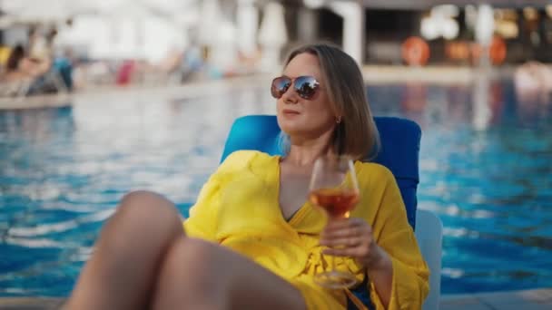 Pretty Woman Wine Relaxing Pool — Stock Video