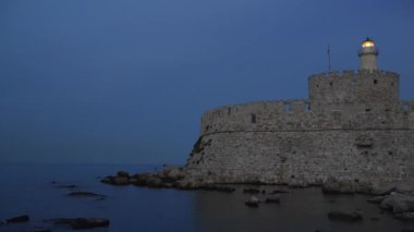 Rodos adasındaki Rodos şehrinde Aziz Niklas Kalesi.