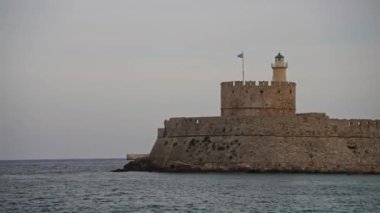 Rodos adasındaki Rodos şehrinde Aziz Niklas Kalesi.