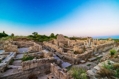 Eski şehrin kalıntıları, Side. Antik Evlerin kalıntıları.